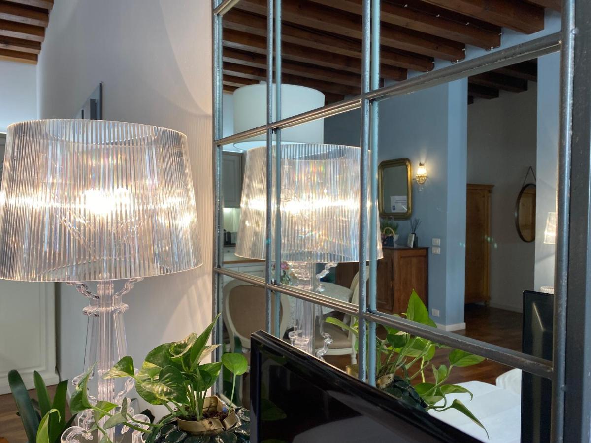 Santa Caterina: Charming Apartment เตรวิโซ ภายนอก รูปภาพ